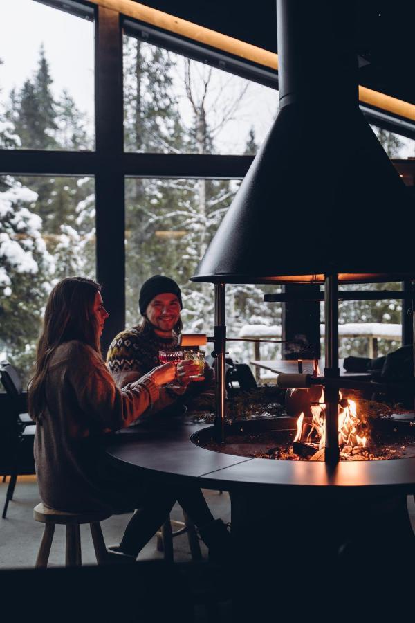 Magical Pond Nature Igloos Ruka Exterior photo
